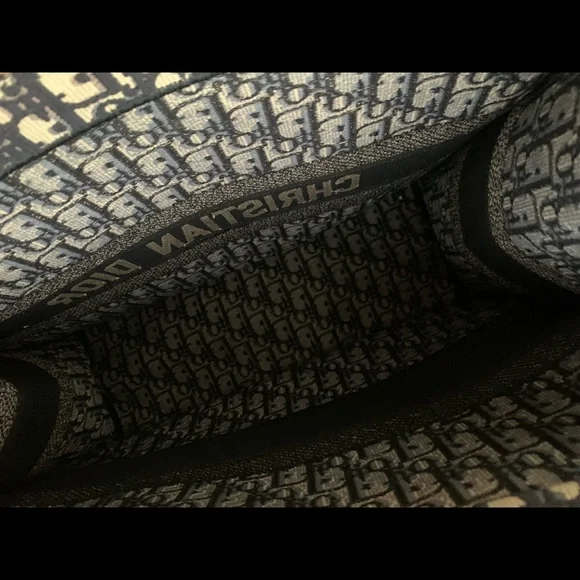 Christian Dior Book Tote Oblique Canvas - Picture 6 of 9